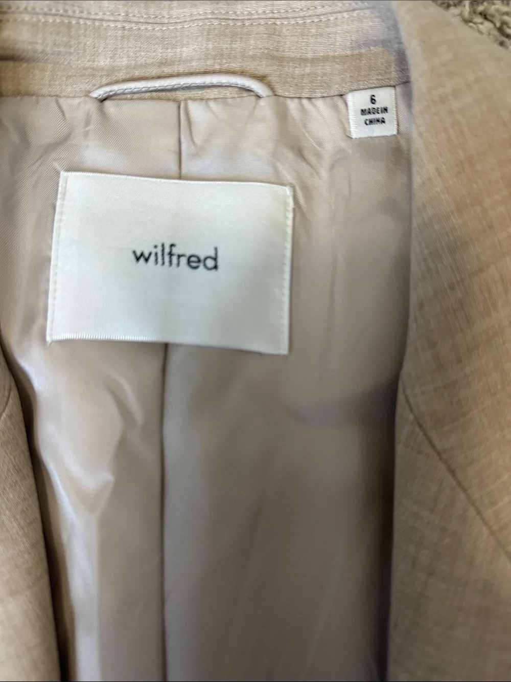 Wilfred Aritzia - Cherrelle Blazer - Heather Oat Beige - Size 6 - Good Condition